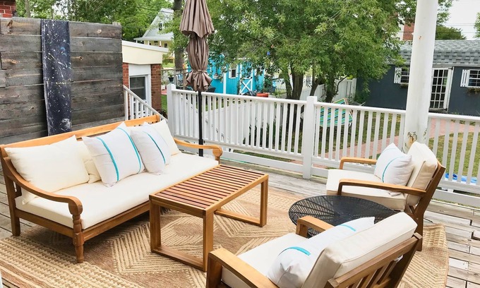Cape Charles Casa | Hummingbird Cottage | Chesapeake Properties