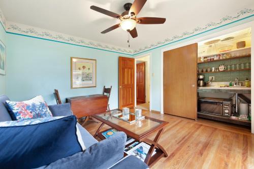 Santa Rosa Casa | Hummingbird Garden Retreat
