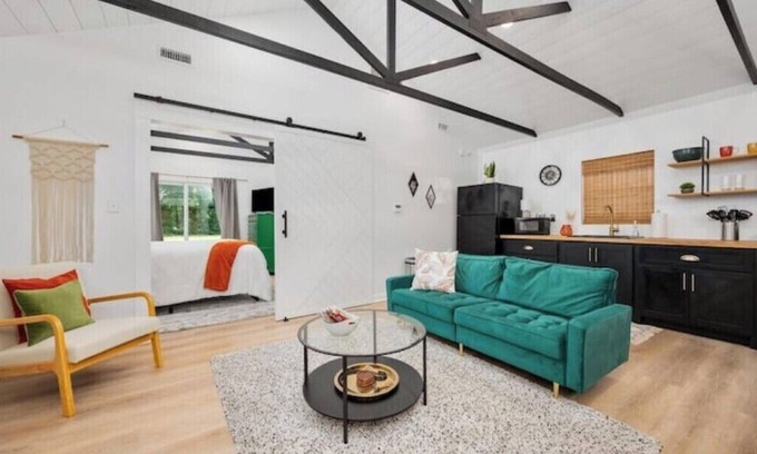 Murfreesboro Apartamento | Hummingbird Hideaway- private self-check -Wi-Fi