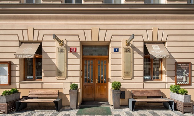 Smichov Apartamento | Hunger Wall Residence