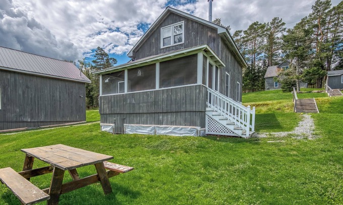 Rangeley Casa | ¡Hunter Cove Cabin # 4 en la comunidad de Hunter Cove Cabins!