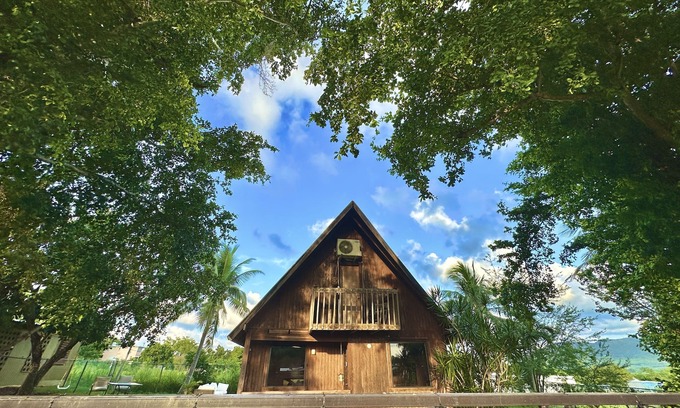 Llanos Tuna Cabina | Cabaña Rustica Cabo Rojo / Casa Rural