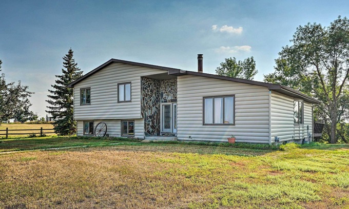 Mercer County Casa | Hunting & Fishing Lodge < 3 Mi from Lake Sakakawea