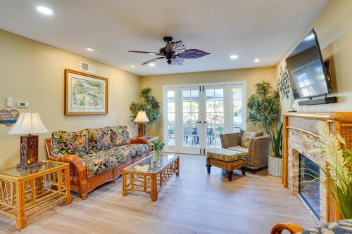 Huntington Beach Casa | Huntington Beach Vacation Rental about 3 Mi to Dtwn!