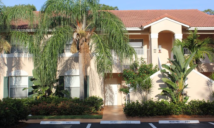 Naples Condominio | Huntington Lakes Condo en Naples Florida