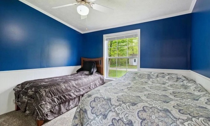 Harbor Beach Casa | "Huron Bluff" 3-bedroom House in Harbor Beach Lakefront with Spectacular Views