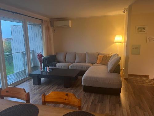 Klepp Apartamento | Hus med nydelig beliggenhet med egen inngang