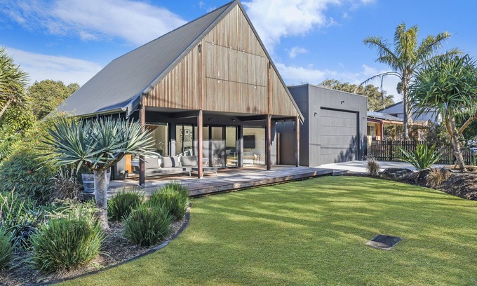 Hat Head Casa | Hutchies On The Beach 32 Hutcheson St