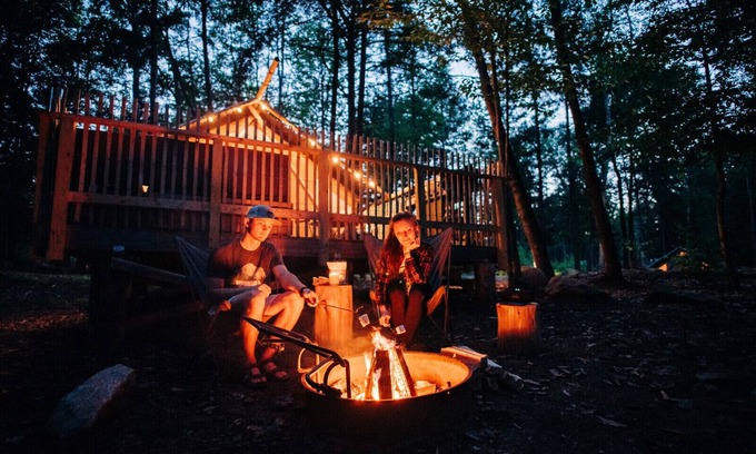 Lake Luzerne Otro | Huttopia Lake George - Adirondacks
