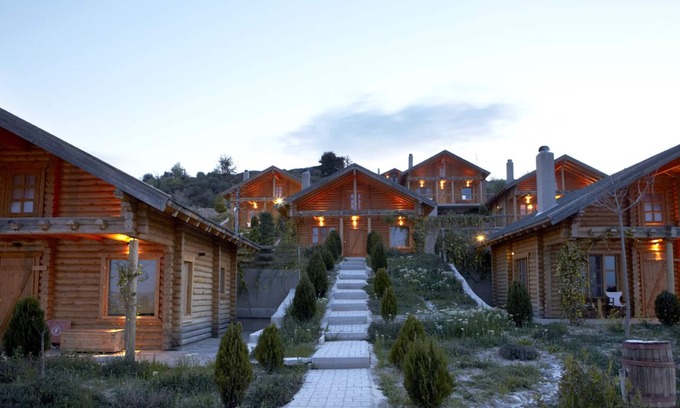 Mesaia Trikala Hotel | Hyades Mountain Resort