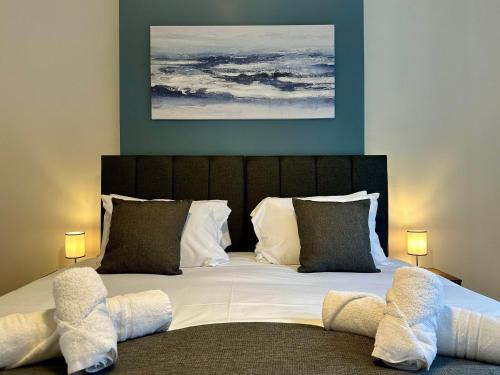 Winchester Casa | Hyde Brewery House - 2 bedroom house with parking
