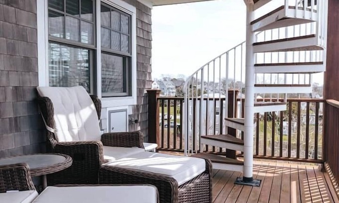 Easton's Point Casa | Hydrangea House