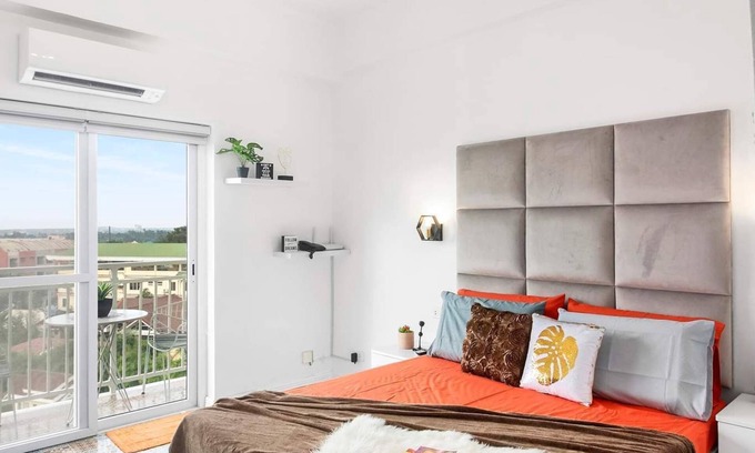 Mactan Export Processing Zone Apartamento | Hyllia by J&J ( Near Airport| Wi-Fi | Netflix )