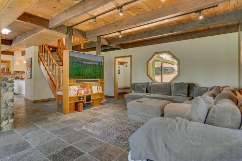 Tahoe Woods Villa | Hyphen 5-bedrooms rental, private beach, filtered view