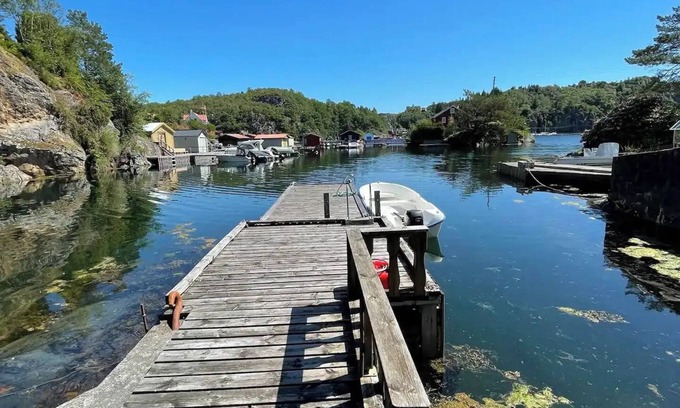 Onglavika Cabina | Hytte ved Sjøen med Egen Brygge - 20 min fra Bergen Sentrum