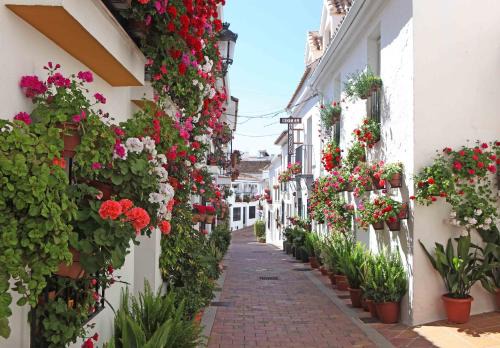 Benalmádena Cama Y Desayuno | I AM La Posada Hotel and Apartment