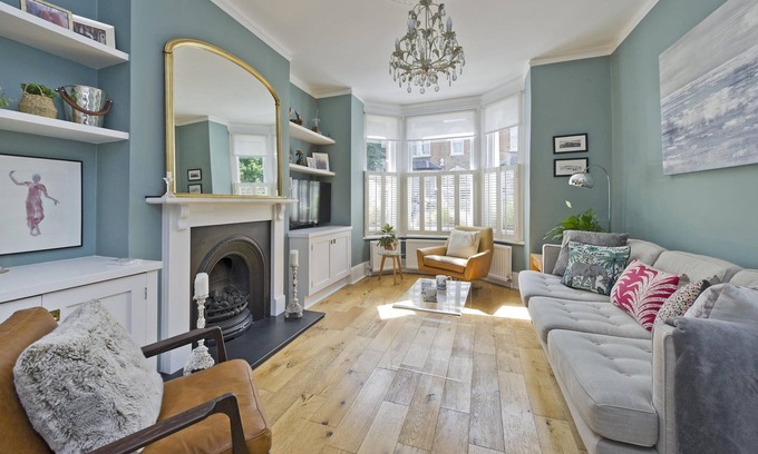 Shaftesbury Casa | I Came To Boogie