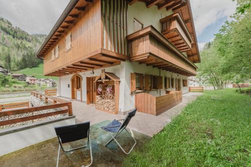 Caprile Apartamento | I Folli di Alleghe Apartment - Parking & Wi-Fi
