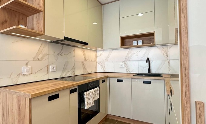 Kragujevac Apartamento | I&I 3 Bedrooms Apartment