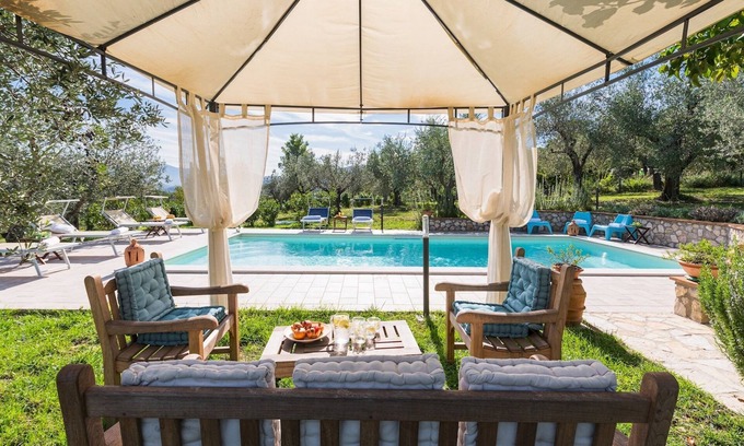 Narni Scalo Villa | I Melograni 6+3, Emma Villas