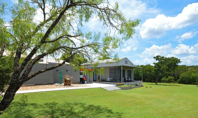 Buda Apartamento | i stayed at 311 b . . . designer guest studio in tranquil residential setting