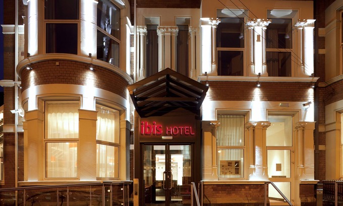 Belfast City Centre Hotel | ibis Belfast Queens Quarter