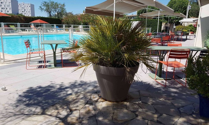 Arles Hotel | ibis budget Arles Palais des Congrès