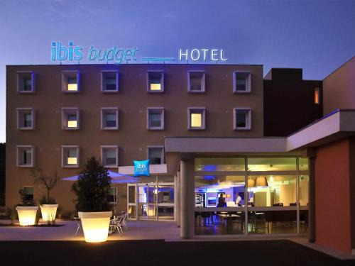 Le Pouzin Hotel | ibis budget Loriol Le Pouzin