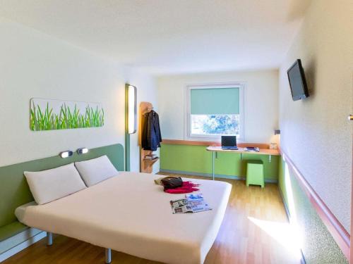 Alcalá de Henares Hotel | Ibis Budget Madrid Alcalá de Henares La Dehesa