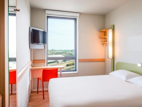 Orly Hotel | ibis budget Paris Coeur d'Orly Airport