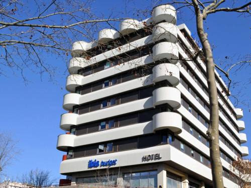 Minimes - Barriere de Paris Hotel | ibis budget Toulouse Centre Gare