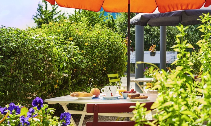 Coignieres Hotel | ibis budget Versailles Coignières