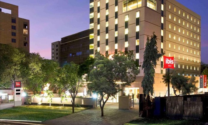 Viman Nagar Hotel | ibis Pune Viman Nagar - An Accor Brand