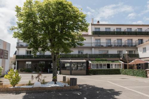 Saint-Gilles-Croix-de-Vie Hotel | ibis Styles St Gilles Croix de Vie centre-ville