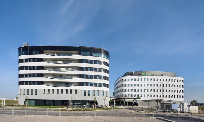 Ferihegy Hotel | ibis Styles Budapest Airport