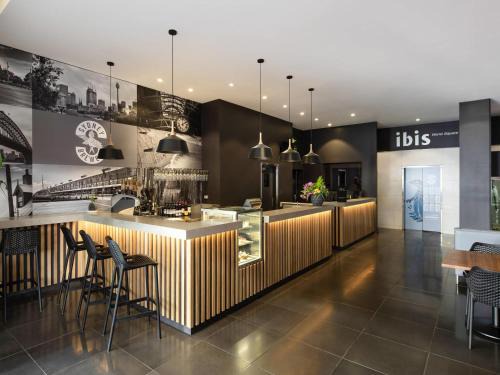 Sydney Central Business District Hotel | ibis Sydney World Square