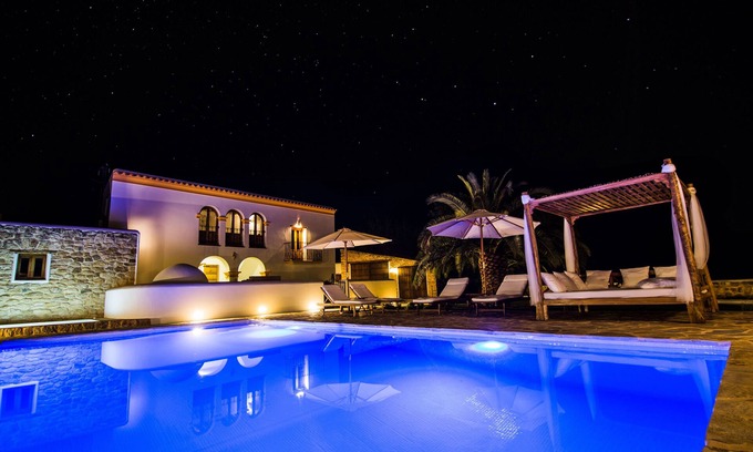 Sant Joan de Labritja Cabaña | Casa ibicenca con jardín, piscina y jacuzzi exterior.