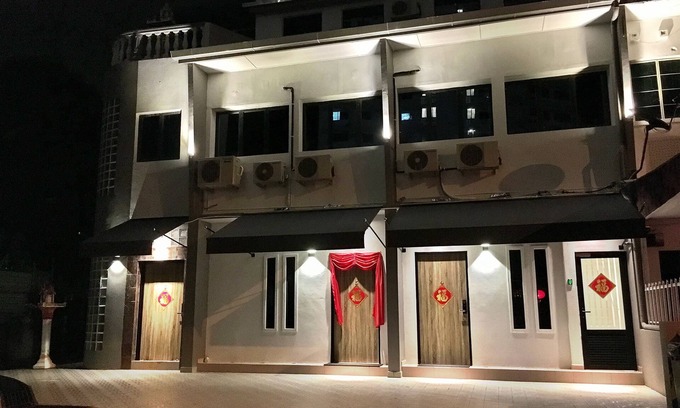 Downtown George Town Casa | iBook 5 - Scandinavian Suites Room