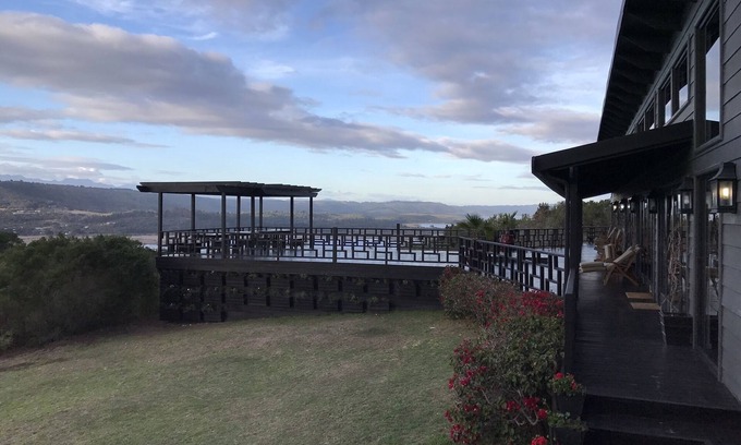 Wilderness Casa | Ichibi Lakeside Lodge, donde la paz y la naturaleza se unen.