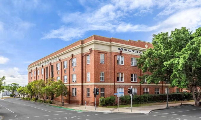 Teneriffe Condominio | Iconic Woolstore Apartment in Teneriffe, Brisbane