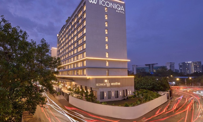 Vile Parle East Hotel | ICONIQA Mumbai International Airport
