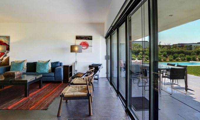 Vau Casa | ID57 Villa Moura, Luxury 3 Bedroom Villa w Pool & Golf near Obidos