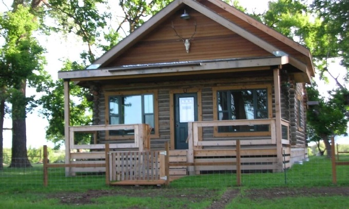 Chester Cabina | Tenedor rancho de Idaho Henry ofrece a sus huéspedes más que todos los demás.