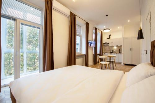 Shevchenkivs'kyi District Apartamento | Idea Design Apart-Hotel Chykalenka