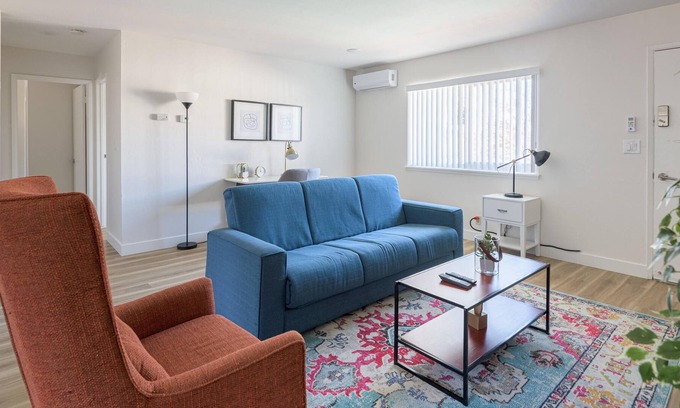 Sunnyvale Apartamento | Ideal 2BR Near Dtwn Sunnyvale + Parking + Pets OK