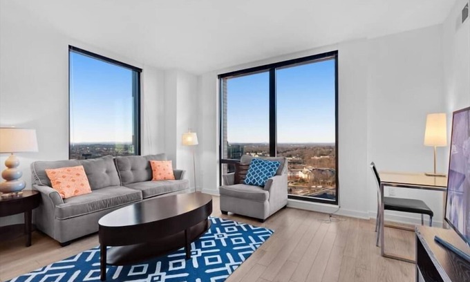 Reston Apartamento | Ideal Business Traveler Getaway | Upscale Amenities | Reston