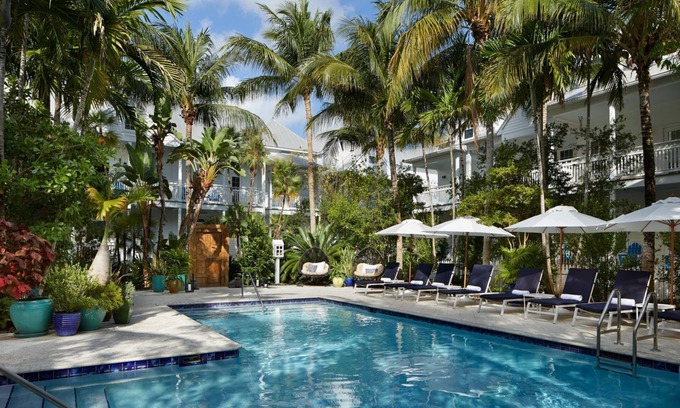 Key West Hotel | Ideal Family Stay in Great Location! 2 Garden View Villas Key West Aquarium!