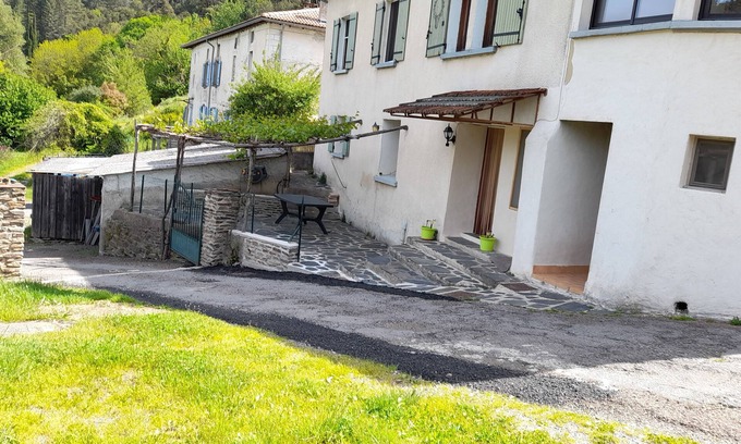 Saumane Apartamento | Ideal for a family of 5.