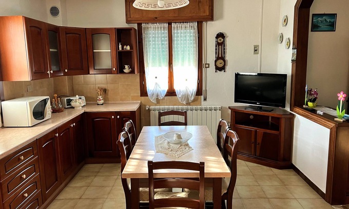 Porto Tolle Casa | Ideal for families. Large garden. A few km away is the Barricata beach