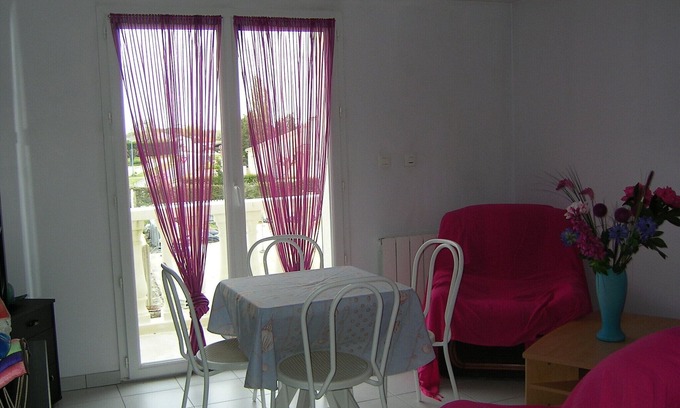 Nieulle-sur-Seudre Apartamento | ideal para vacaciones en la semana y los clientes del spa, tranquilo y soleado, cerca del mar
